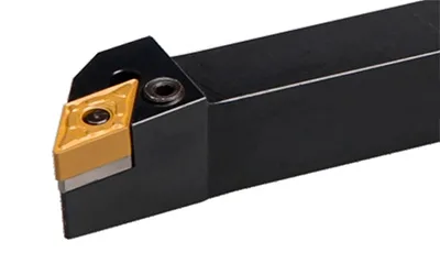 резец для наружного точения CNCM PDJNR2020K1506, арт. 02390