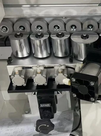 Автоматический кромкооблицовочный станок WoodTec Compact F Plus: иллюстрация 16