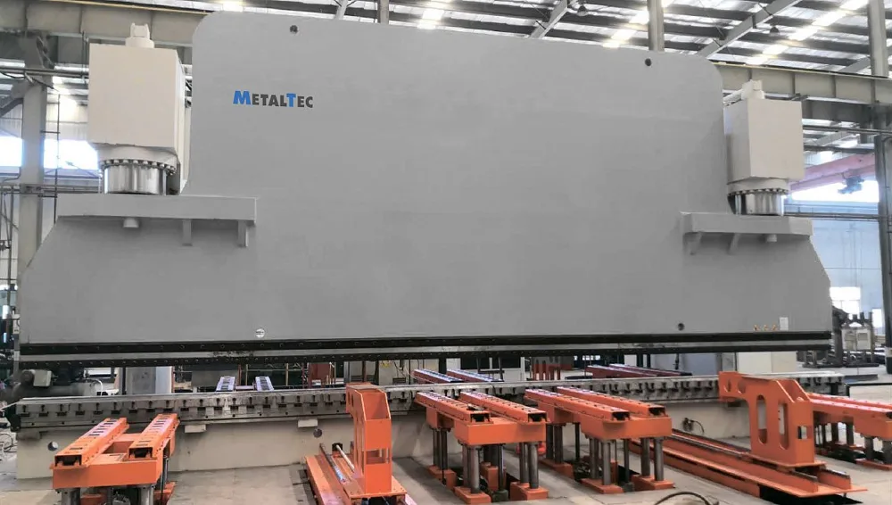 MetalTec HBC 800/6000 листогибочные гидравлические прессы с ЧПУ большого тоннажа: фото 6