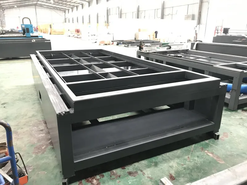 Оптоволоконный лазерный станок для резки металла MetalTec 1530 BL (MAX-1000 W): фото 3