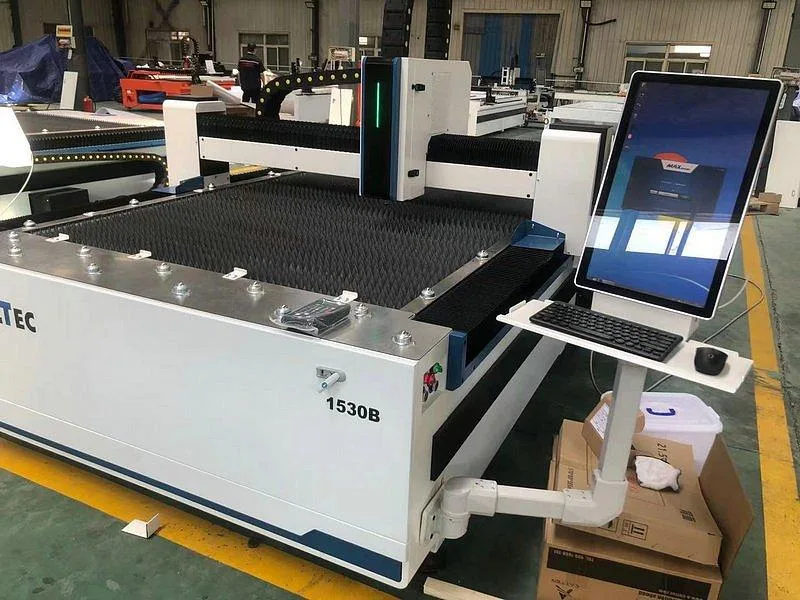 Оптоволоконный лазерный станок для резки металла MetalTec 1530B (1500W), арт. CN733: фото 3