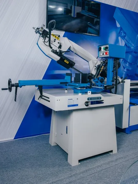 Ручной ленточнопильный станок для резки металла MetalTec BS 250 FHE: фото 3